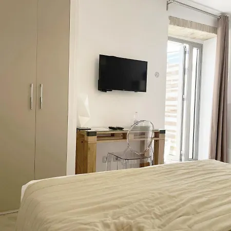 Nocleg ze śniadaniem Daedalium 4*